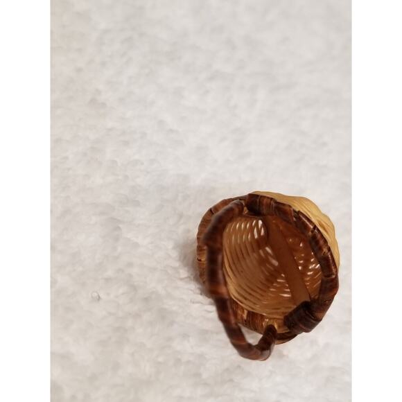 Miniture woven basket 1 1/2 by 3/4 #81824 - Picture 2 of 4